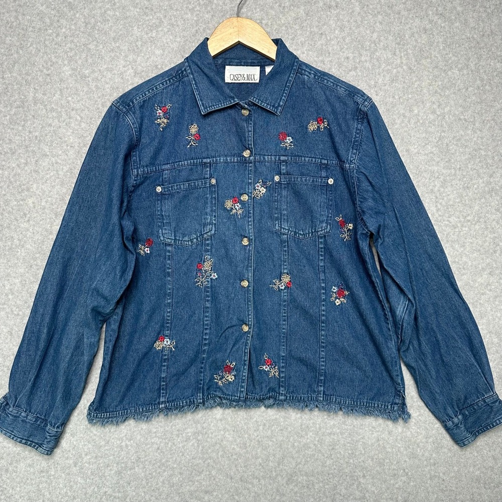 VTG CASEY & MAX Womens Denim Jacket Floral Embroidery Frayed Hem Blue Size L